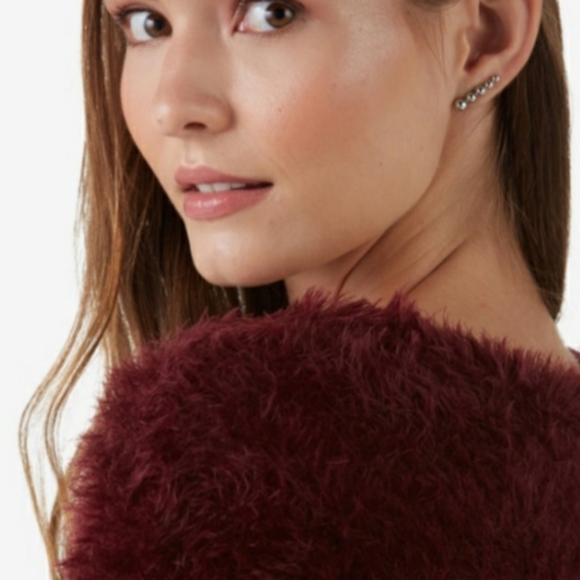 ● Arizona Jean Co. | Cropp Faux Fur Sweater - Picture 10 of 10